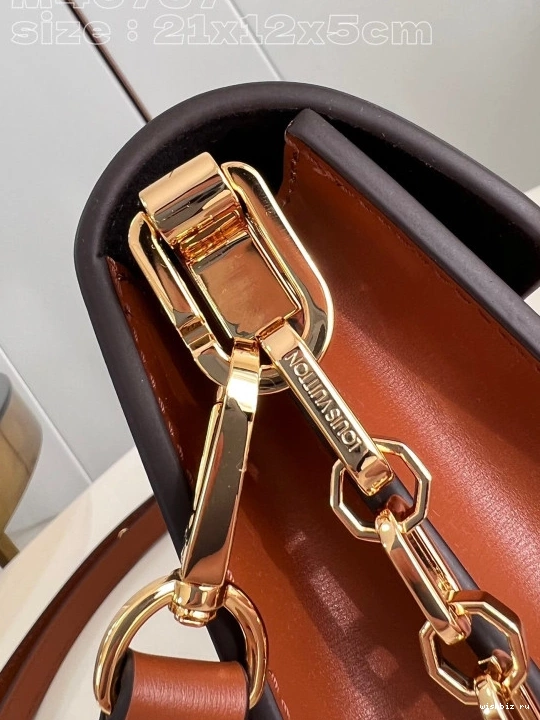 WIS East VUITTON LOUIS DAUPHINE West-21*12*5CM 1117